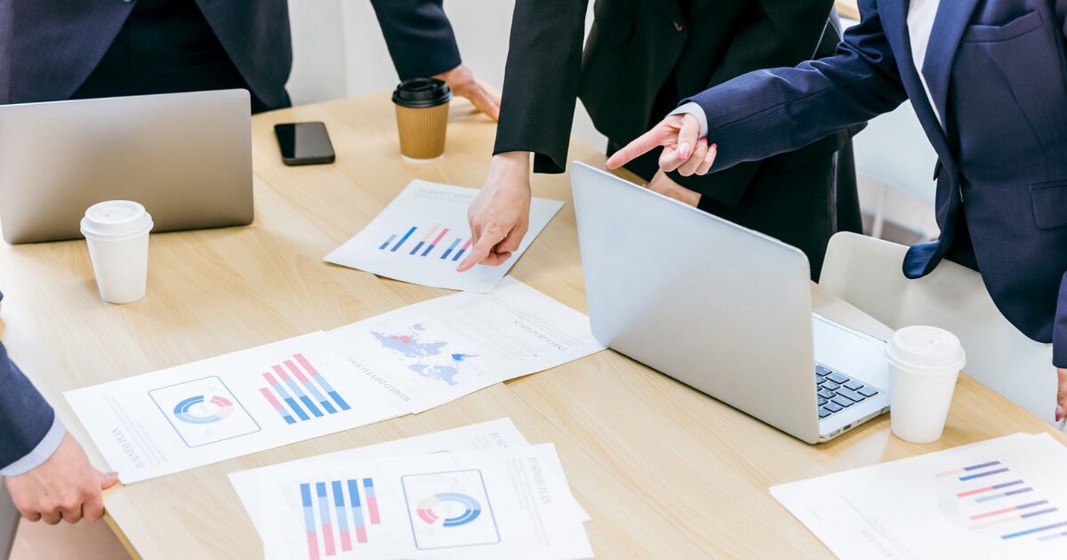 プレゼン資料作成を効率化するおすすめAIツール13選！プロンプトや注意点も徹底解説